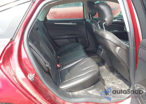 2013 Ford Fusion Titanium z USA, uszkodzony, nr VIN 3FA6P0K96DR266183